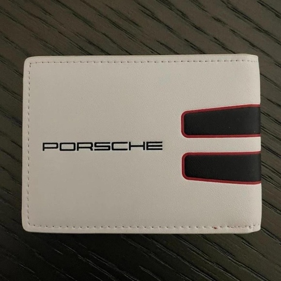 Porsche White 2019 Carrera Cup Asia leather wallet - Picture 2 of 4